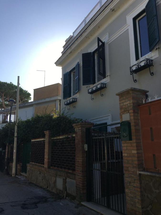 Villa La Terrazza Sul Mare Santa Marinella Exterior foto